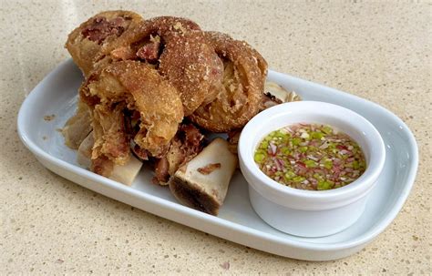 Crispy Pata .
